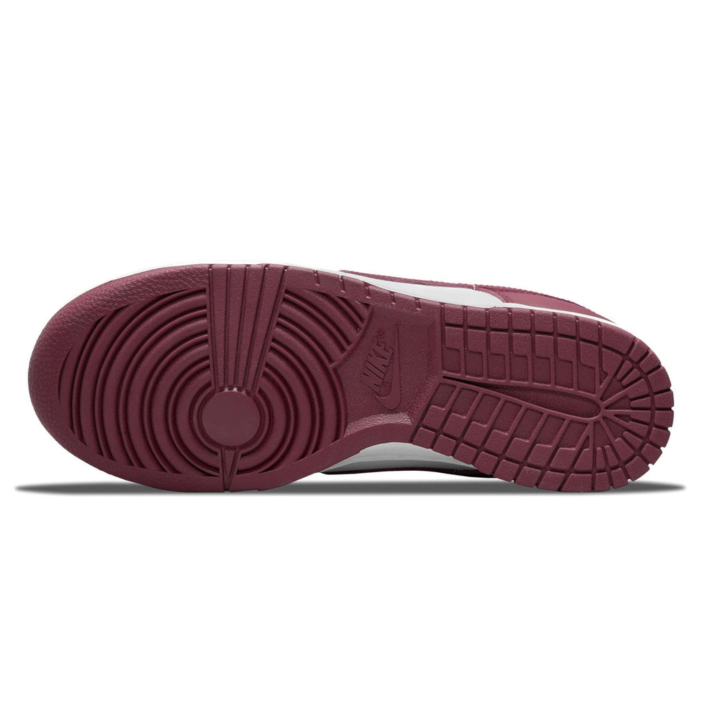 Nike Dunk Low 'Bordeaux'
